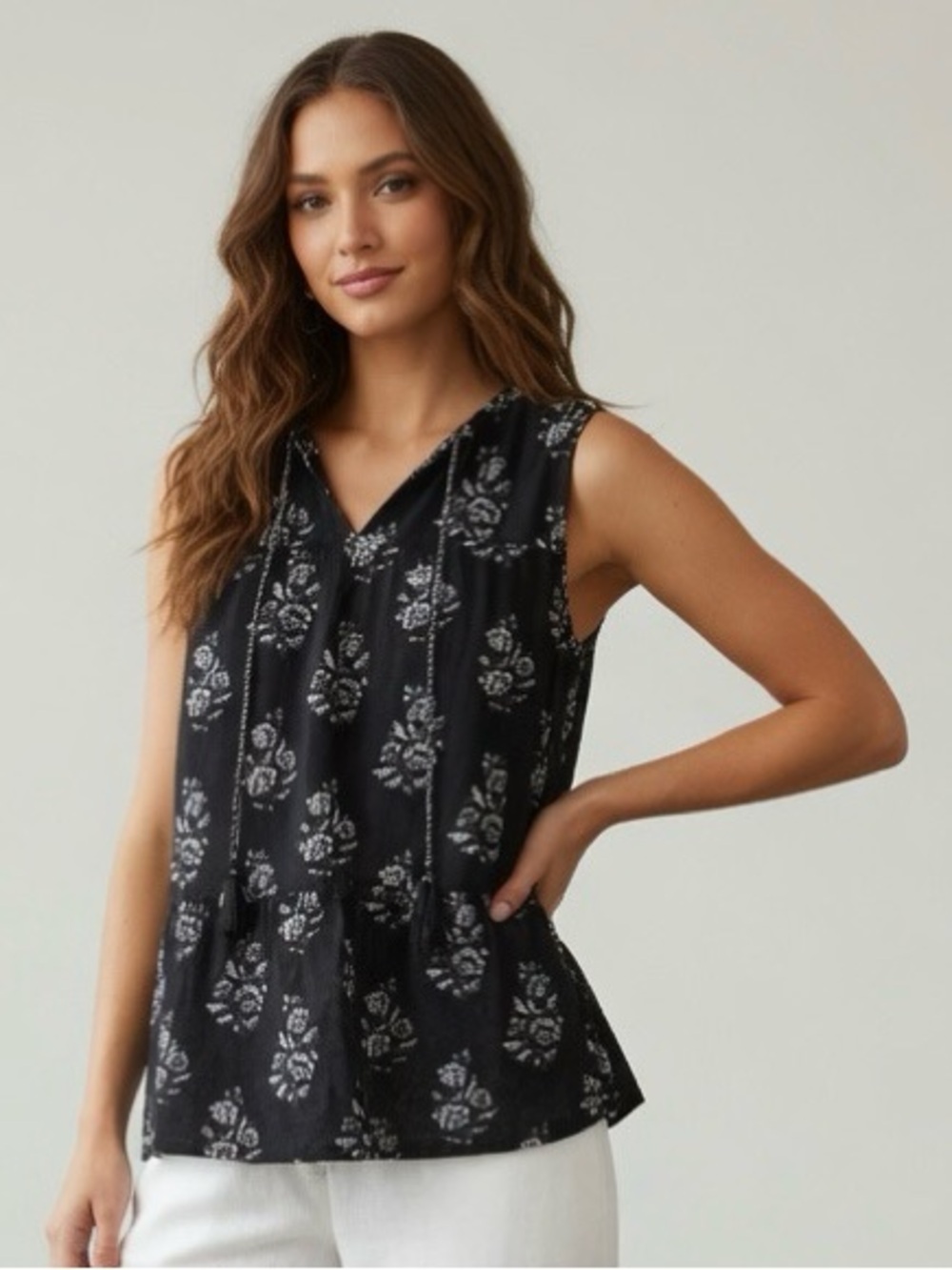 Lucky Brand Floral Tank Top V Neck Tassel Tie Cotton Black White Boho Size XS